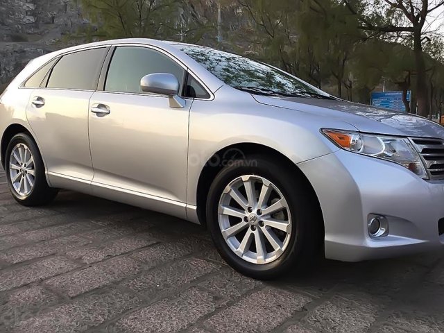 Bán xe Toyota Venza đời 2009, màu bạc, nhập khẩu ít sử dụng, giá chỉ 950 triệu0