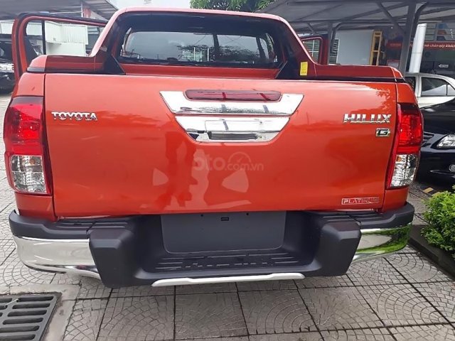 Bán Toyota Hilux 2.8G 4x4 AT sản xuất 2019, màu đỏ, nhập khẩu 0