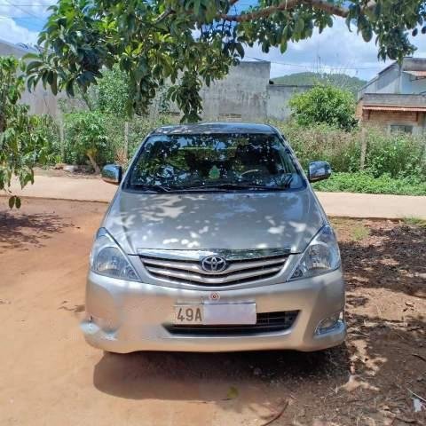 Bán ô tô Toyota Innova G năm 2012, mới chạy 71000km, giá tốt