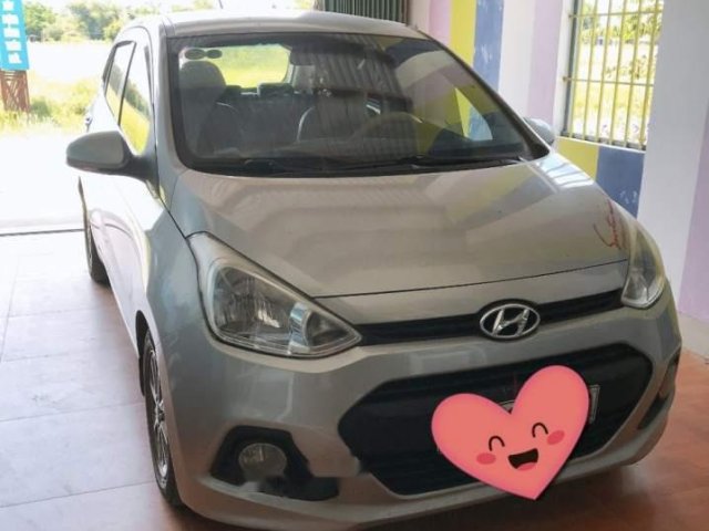 Bán Hyundai Grand i10 đời 2014, màu bạc, nhập khẩu nguyên chiếc chính chủ0