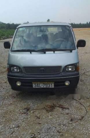 Bán ô tô Toyota Hiace đời 2002, còn chất giá rẻ0