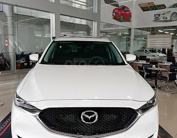 Cần bán xe Mazda CX 5 2.5 2WD đời 2018, màu trắng