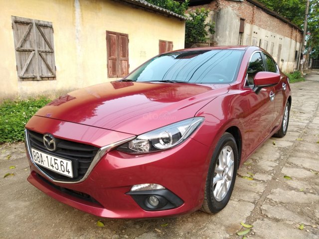 Cần bán Mazda 3 đời 2016, màu đỏ0