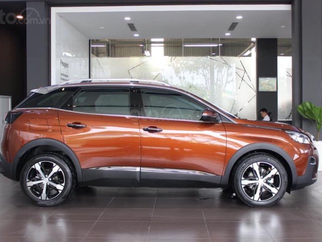 Nhanh tay đặt xe Peugeot 3008 - Tặng ngay TIỀN MẶT, gói quà tặng GIÁ TRỊ mùa lễ hội cuối nắm0