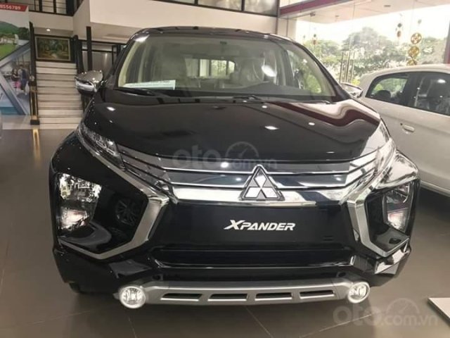 Bán xe Mitsubishi Xpander AT đời 2019, màu đen, xe nhập giá chuẩn