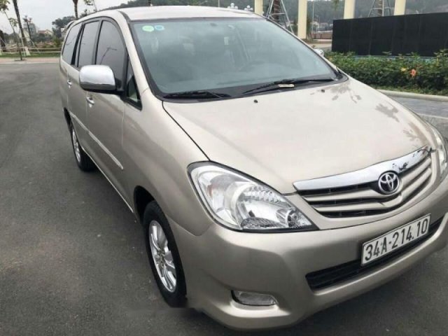 Bán Toyota Innova đời 2010, giá tốt0