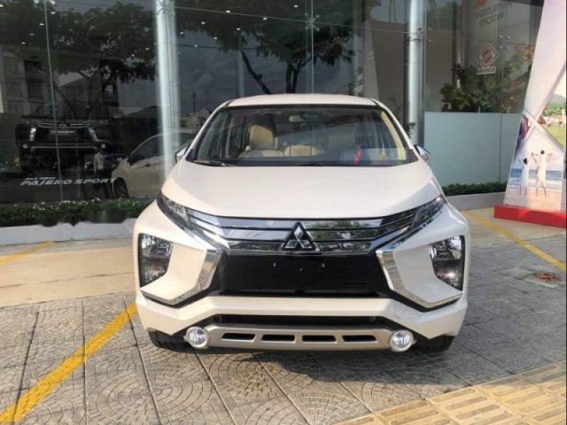 Bán Mitsubishi Xpander năm 2019, màu trắng, nhập khẩu 