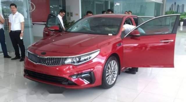 Bán xe Kia Optima Facelift năm sản xuất 2019, màu đỏ