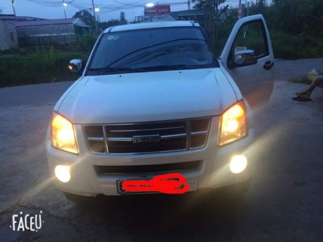 Bán xe Isuzu Dmax sản xuất 2008, màu trắng chính chủ