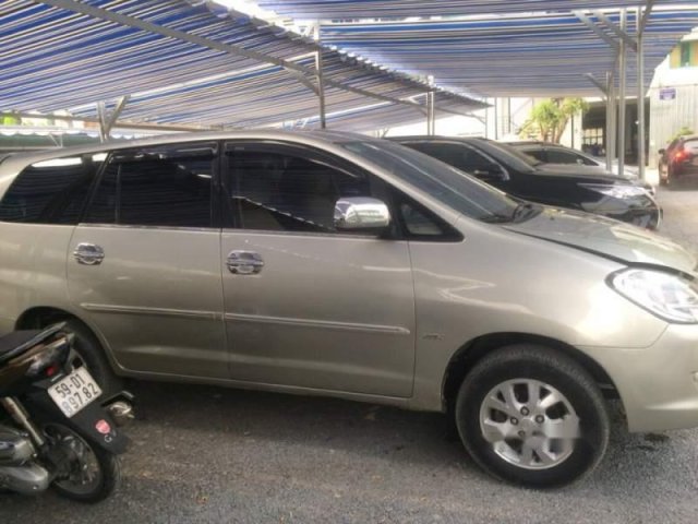 Bán Toyota Innova đời 2008, màu bạc, giá 340tr