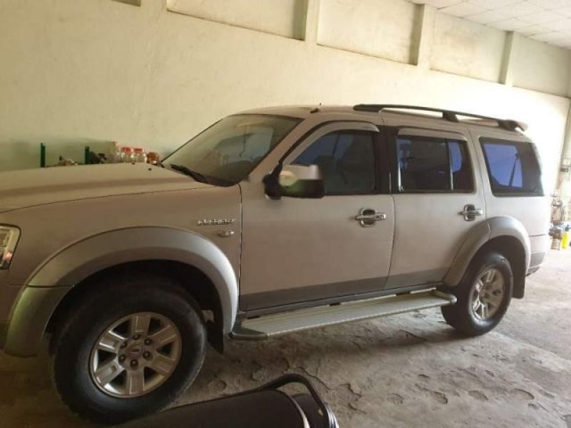 Cần bán xe Ford Everest sản xuất năm 2008, xe như mới, 379tr