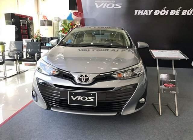 Bán xe Toyota Vios năm sản xuất 2019, màu bạc