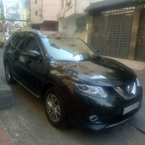 Cần bán xe Nissan X trail đời 2018, màu đen