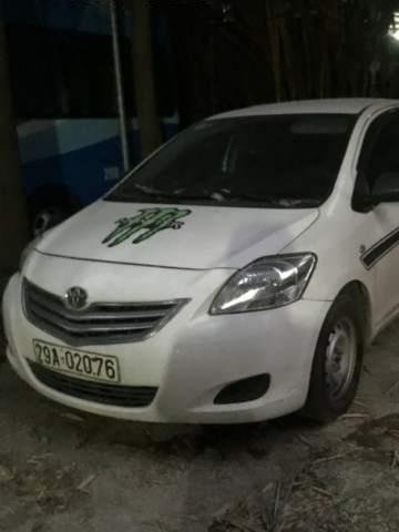 Bán Toyota Vios năm 2010, màu trắng