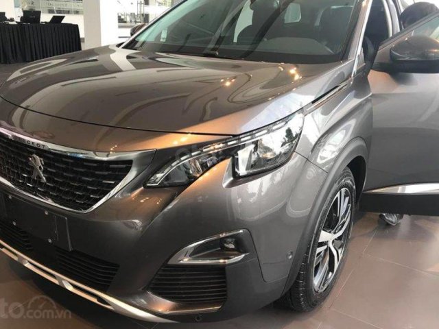 Bán Peugeot 5008, có xe giao ngay, hỗ trợ vay tối đa, giá cả ưu đãi, đủ màu