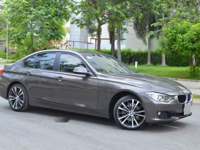 Bán xe BMW 320i 2012, mode 2013