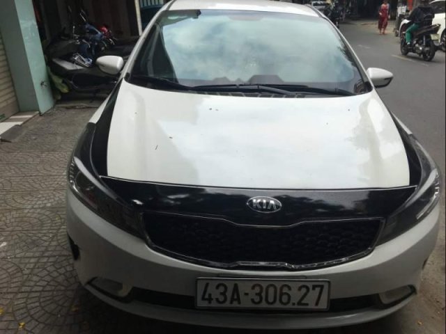 Bán gấp Kia Cerato 1.6MT sản xuất 2017, màu trắng, xe nhập 