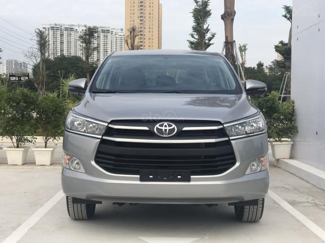 Toyota Innova 2020 số sàn - khuyến mãi lớn, trừ tiền và phụ kiện - Trả góp từ 6tr/tháng  