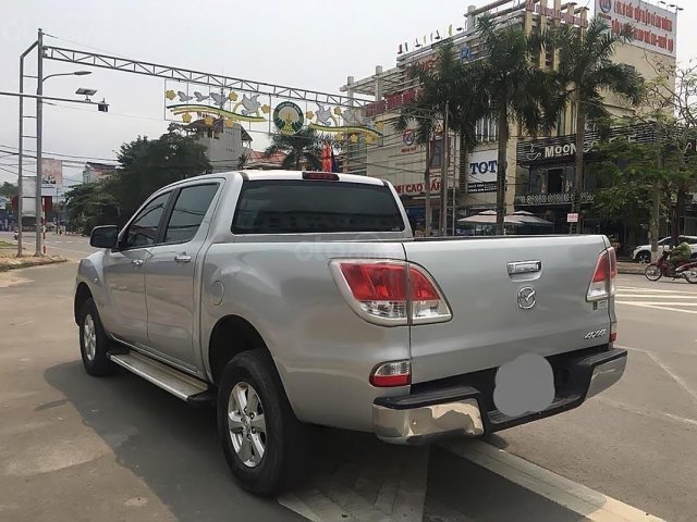 Bán xe Mazda BT 50 sản xuất năm 2012, màu bạc, nhập khẩu còn mới