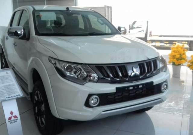 Bán Mitsubishi Triton đời 2018, màu trắng, nhập khẩu  0