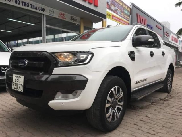 Bán Ford Ranger Wildtrak năm sản xuất 2016, màu trắng chính chủ