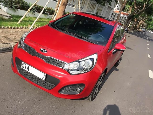 Bán xe Kia Rio đời 2013, màu đỏ, nhập khẩu  