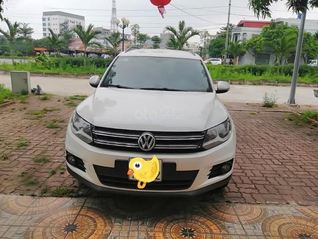 Cần bán Volkswagen Tiguan 2.0 TSI sản xuất năm 2016, màu trắng, nhập khẩu chính chủ