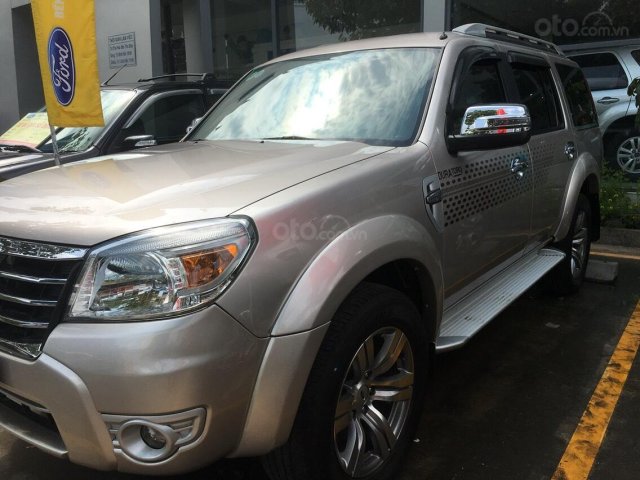 Bán ô tô Ford Everest Limited năm 2012, màu vàng