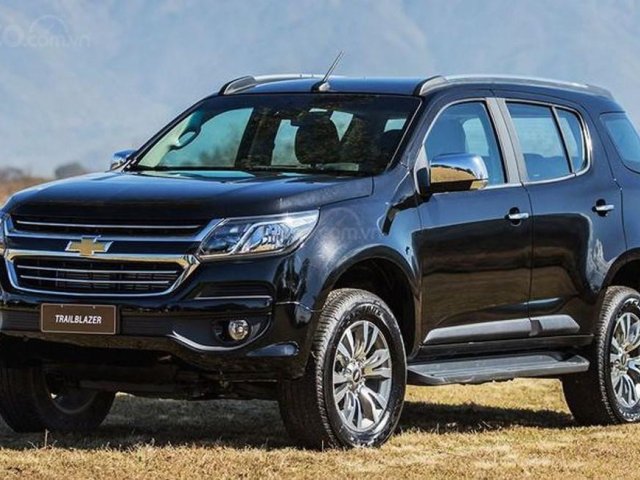 Chỉ 230 triệu nhận ngay xe 7 chỗ Trailblazer, giao ngay, đủ màu, giảm 100tr, vay 85% với LS 0%/6 tháng0