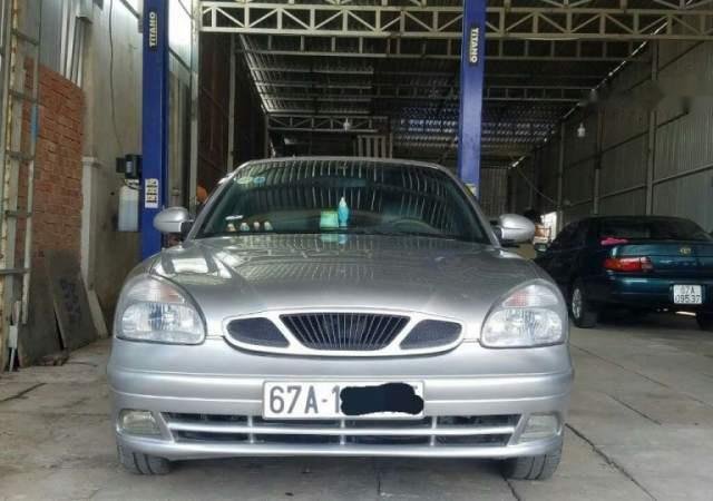 Cần bán xe Daewoo Nubira năm 2002, màu bạc, nhập khẩu, giá tốt