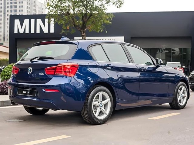 Bán BMW 1 Series 118i sản xuất năm 2018, màu xanh lam, xe nhập0