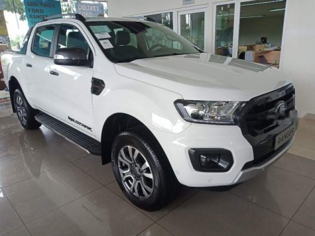 Bán ô tô Ford Ranger sản xuất 2019, màu trắng, nhập khẩu Thái