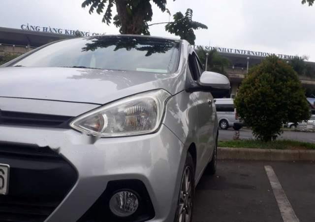 Bán Hyundai Grand i10 1.0 MT 2016, màu bạc, nhập khẩu