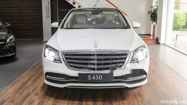 Cần bán xe Mercedes-Benz S450 năm 2018, xe chính chủ giá thấp, còn mới