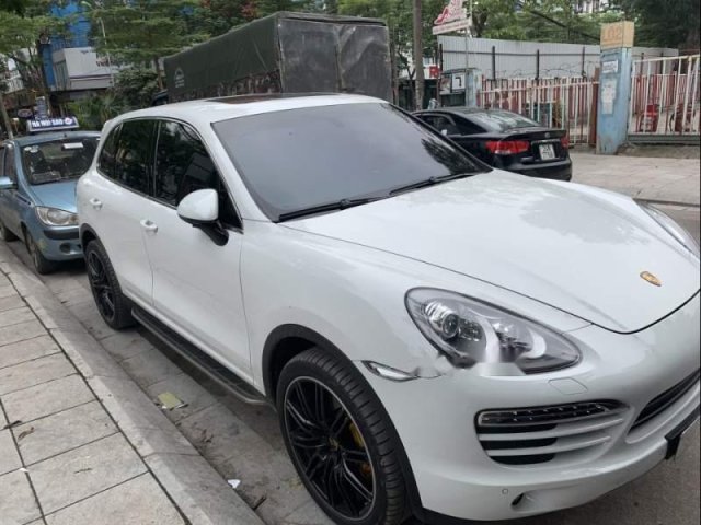 Cần bán lại xe Porsche Cayenne năm sản xuất 2013, màu trắng, nhập khẩu nguyên chiếc chính chủ0