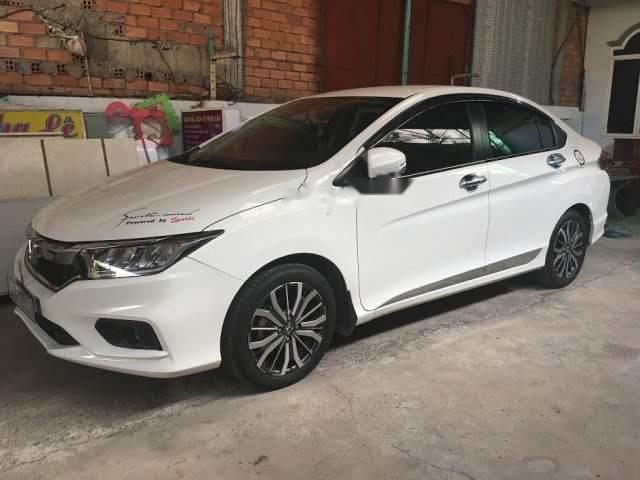 Bán Honda City TOP đời 2017, màu trắng đã đi 14.000km