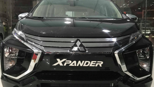 Bán xe Mitsubishi Xpander 1.5L AT đời 2019, màu đen, nhập khẩu