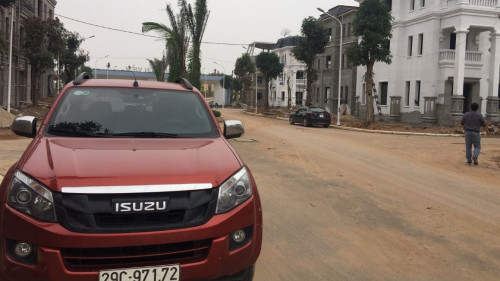 Bán Isuzu Dmax 2.5 MT năm 2016, màu đỏ, giá tốt0