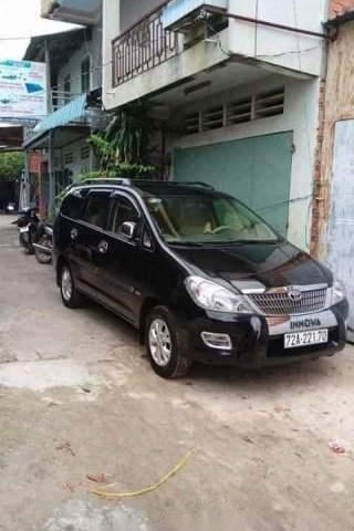 Bán Toyota Innova sản xuất năm 2008, màu đen, ít đi nên còn rất mới