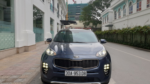 Bán xe Kia Sportage 2.0 AT sản xuất 2016, màu xanh lam, xe gia đình, giá chỉ 868 triệu0