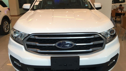 Cần bán xe Ford Everest Ambient AT năm sản xuất 2019, giá cạnh tranh0