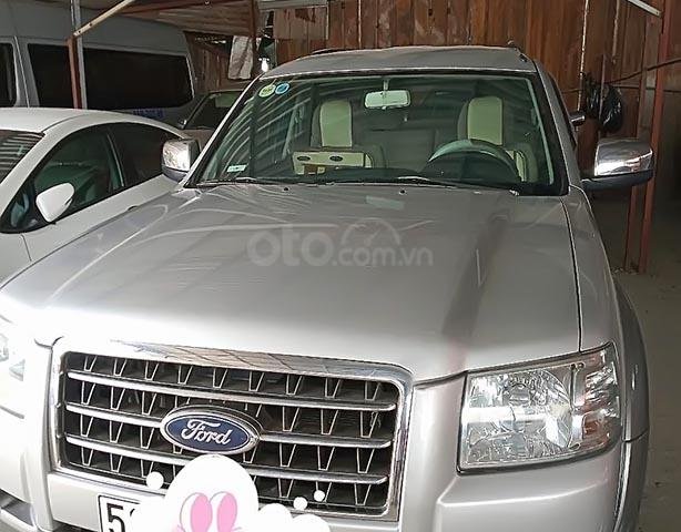 Bán Ford Everest 2.5L 4x2 MT sản xuất năm 2008, màu bạc, ít sử dụng