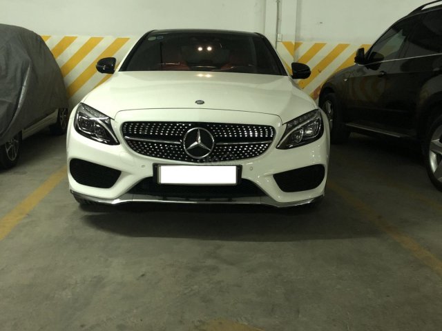 Bán C300 AMG model 2017, trùm mềm, xe siêu lướt mới 99%0