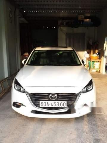 Bán xe Mazda 3 sản xuất 2018, màu trắng, giá 680tr