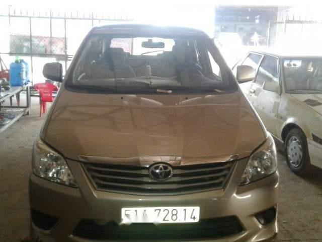 Bán Toyota Innova 2014, bảo trì hãng định kì - Sơn, nội thất, phụ tùng zin 100%