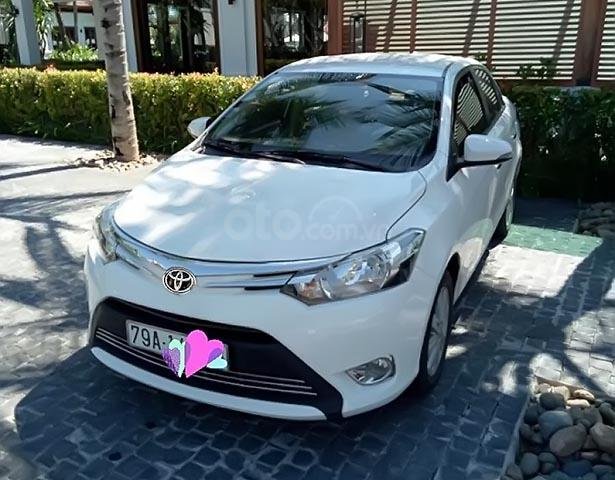 Bán xe Toyota Vios E sx 2016, số tay, máy xăng, màu trắng, xe gia đình sử dụng, xe còn mới