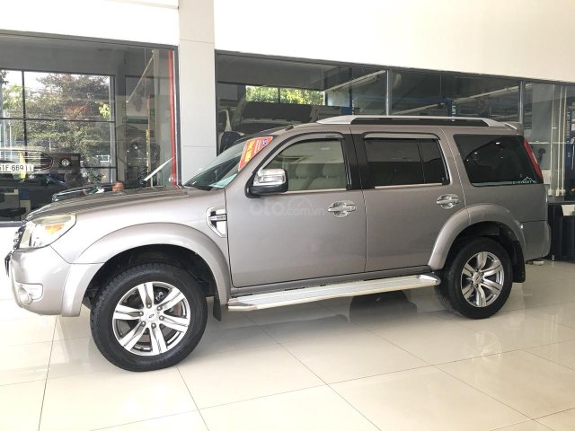 Cần bán xe Ford Everest Limited năm sản xuất 2011, màu xám (ghi)