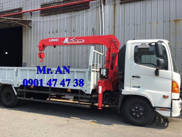 LH: 0901 47 47 38 - Xe tải cẩu Hino 5 tấn, thùng 6.1m, cẩu Unic mới 100%