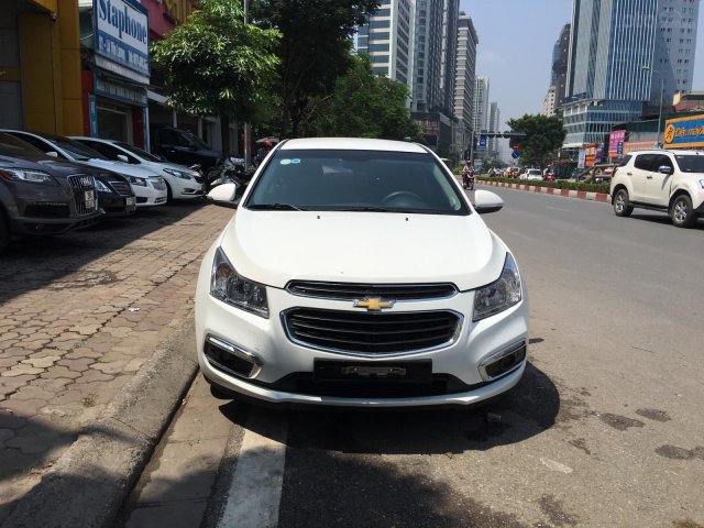 Bán Chervolet Cruze LT 2016, màu trắng, giá 420tr