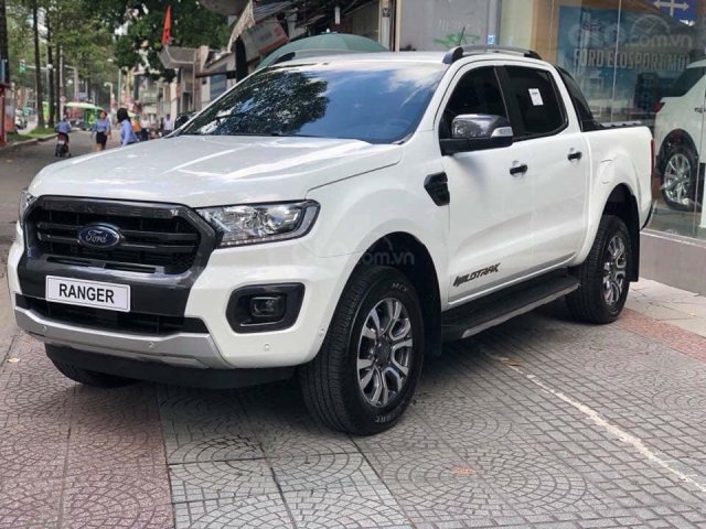 Sốc! Ford Ranger Wildtrak Biturbo 2019, nhập khẩu, giảm giá sốc tặng kèm phụ kiện